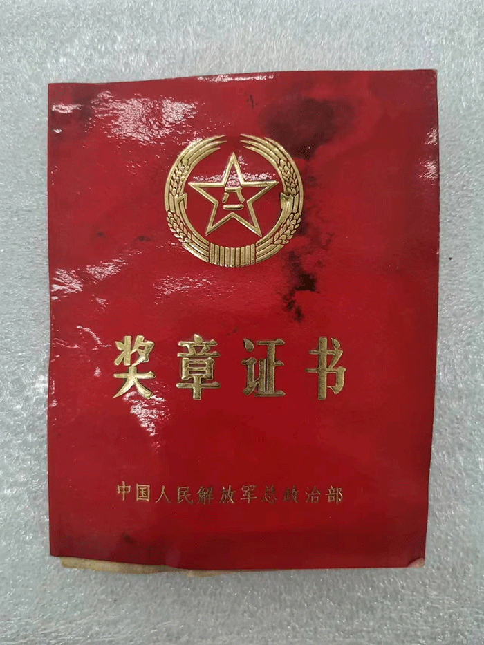 北魏陶男俑
